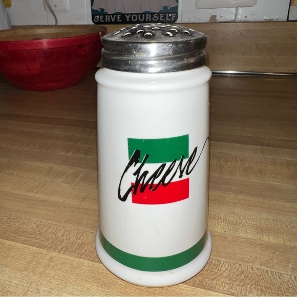 Vintage Ceramic Italian Parmigiana Cheese Shaker Mid Century Italian Flag - Picture 6 of 7